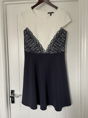ESPRIT LADIES IVORY/NAVY LACE DETAIL CAPPED SLEEVE DRESS UK SIZE 14 BRAND NEW