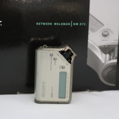 Sony Network Walkman NW-E73 Silber / Neu / MP3 / 256mb / Sammlerstück / Händler