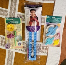 Clover Pom-Pom Maker, Wonder Knitter, Loops And Threads Knight Quick Loom Set