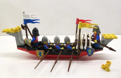 Lego Vintage LL Castle Lion Knights #6049-Viking Voyager-100% w/minifigs  (1980)