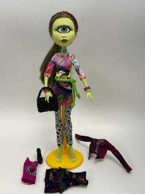 Monster High Iris Clops I Heart Fashion Doll 2015 Incomplete. No stand Included