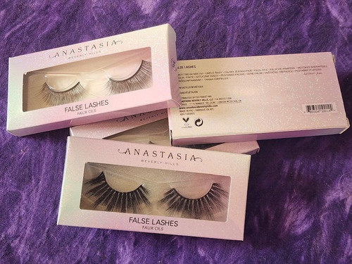 Anastasia Beverly Hills Tweezers - Highly rated Buy It For Life recommendation
