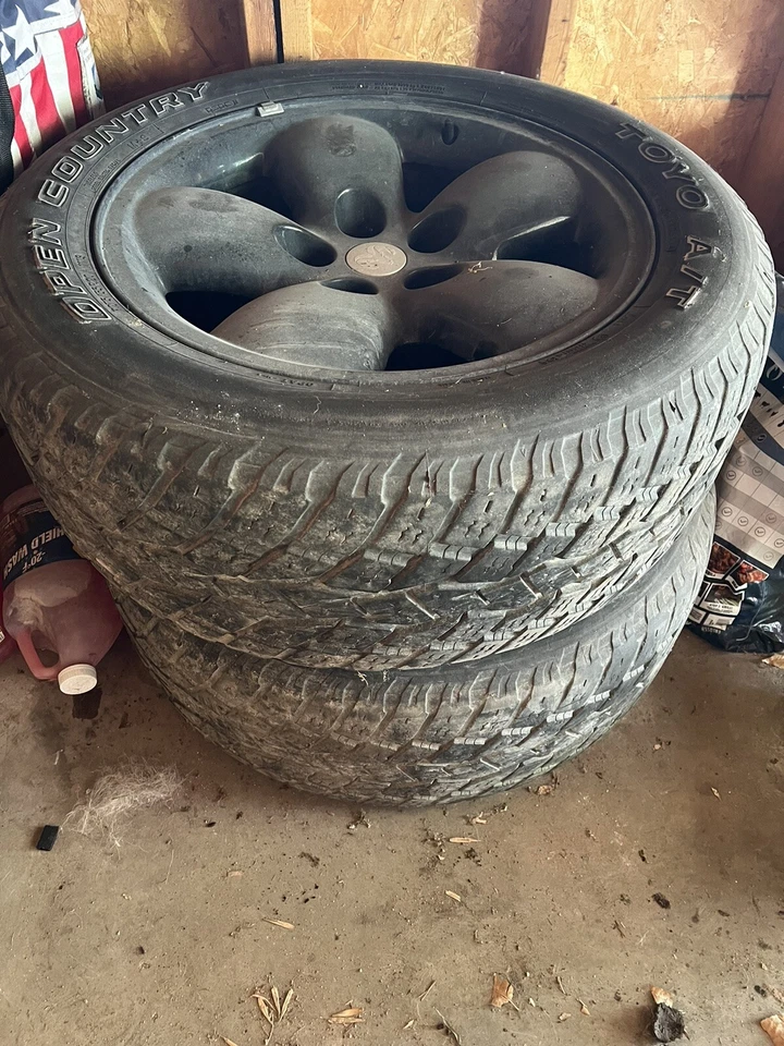 2005 ram 1500 Wheels And Tires - Image 2 of 4