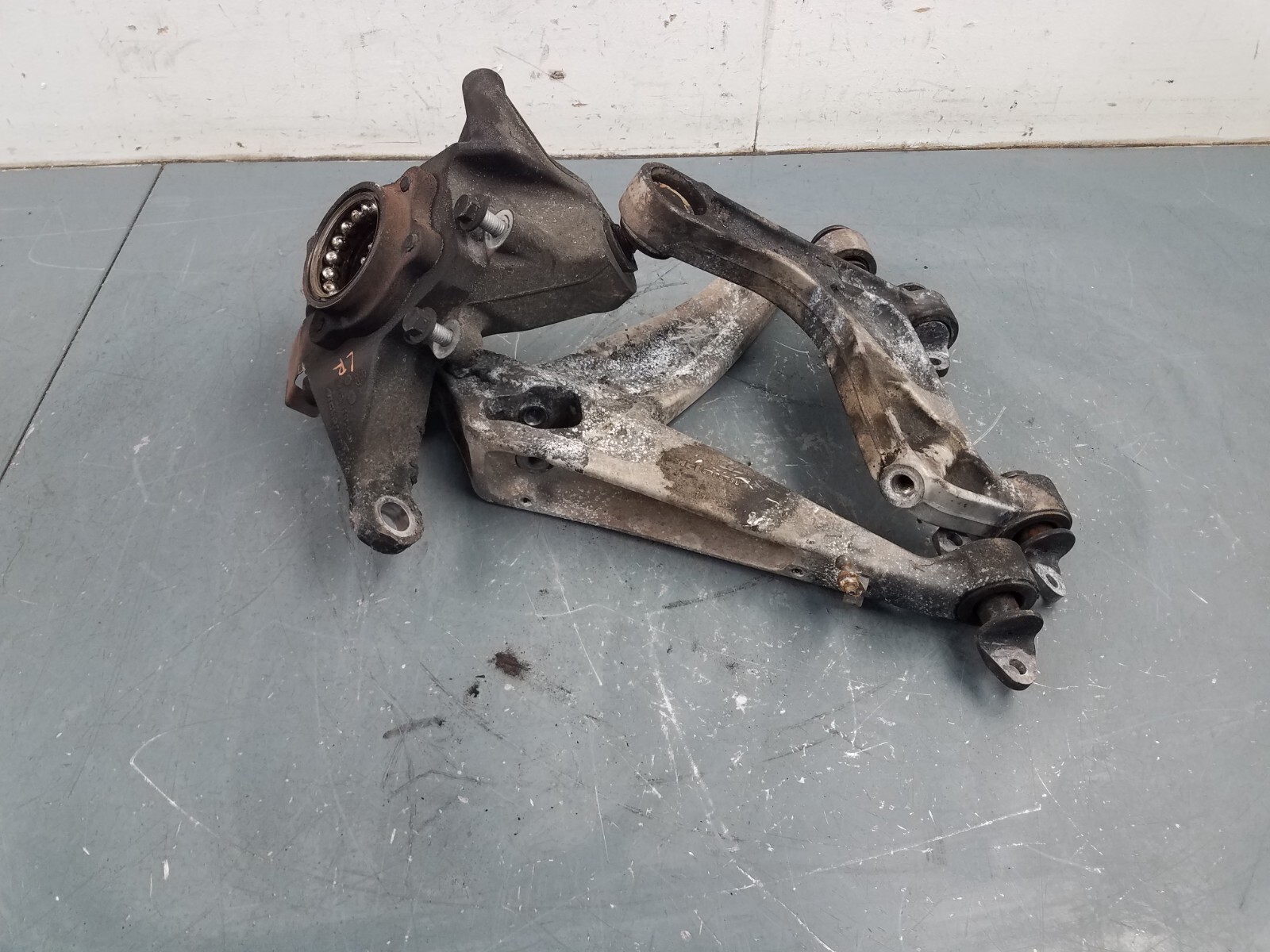 2015 16 17 McLaren 650S Spider Left Rear Knuckle Control Arms #3936 H7