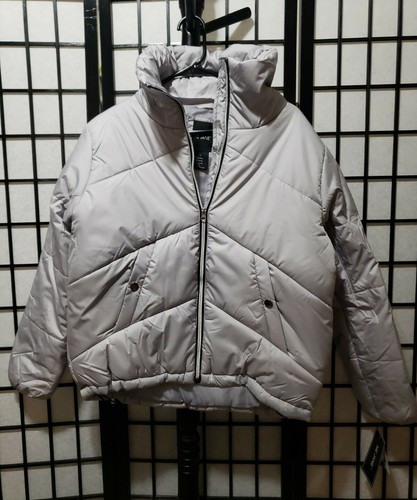 Youth Hooded Puffer Jacket size 