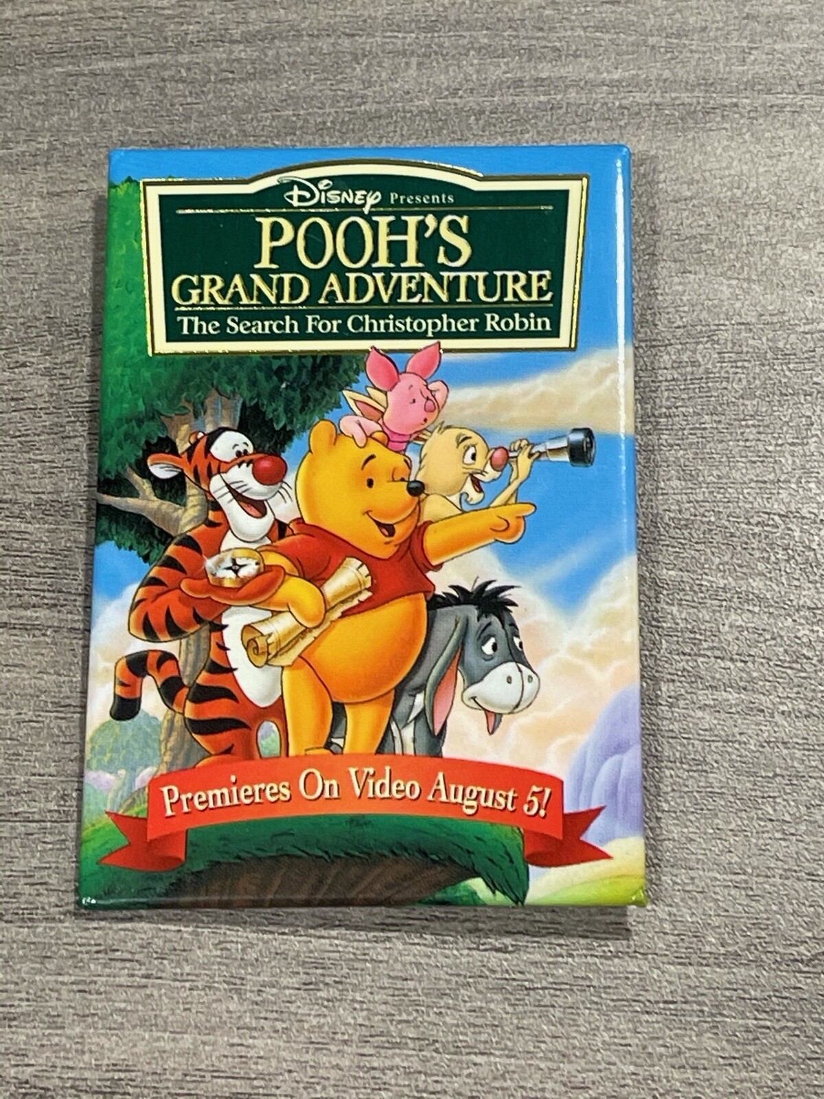 Disney Button Pin Video Premier Pooh’s Grand Adventure H21