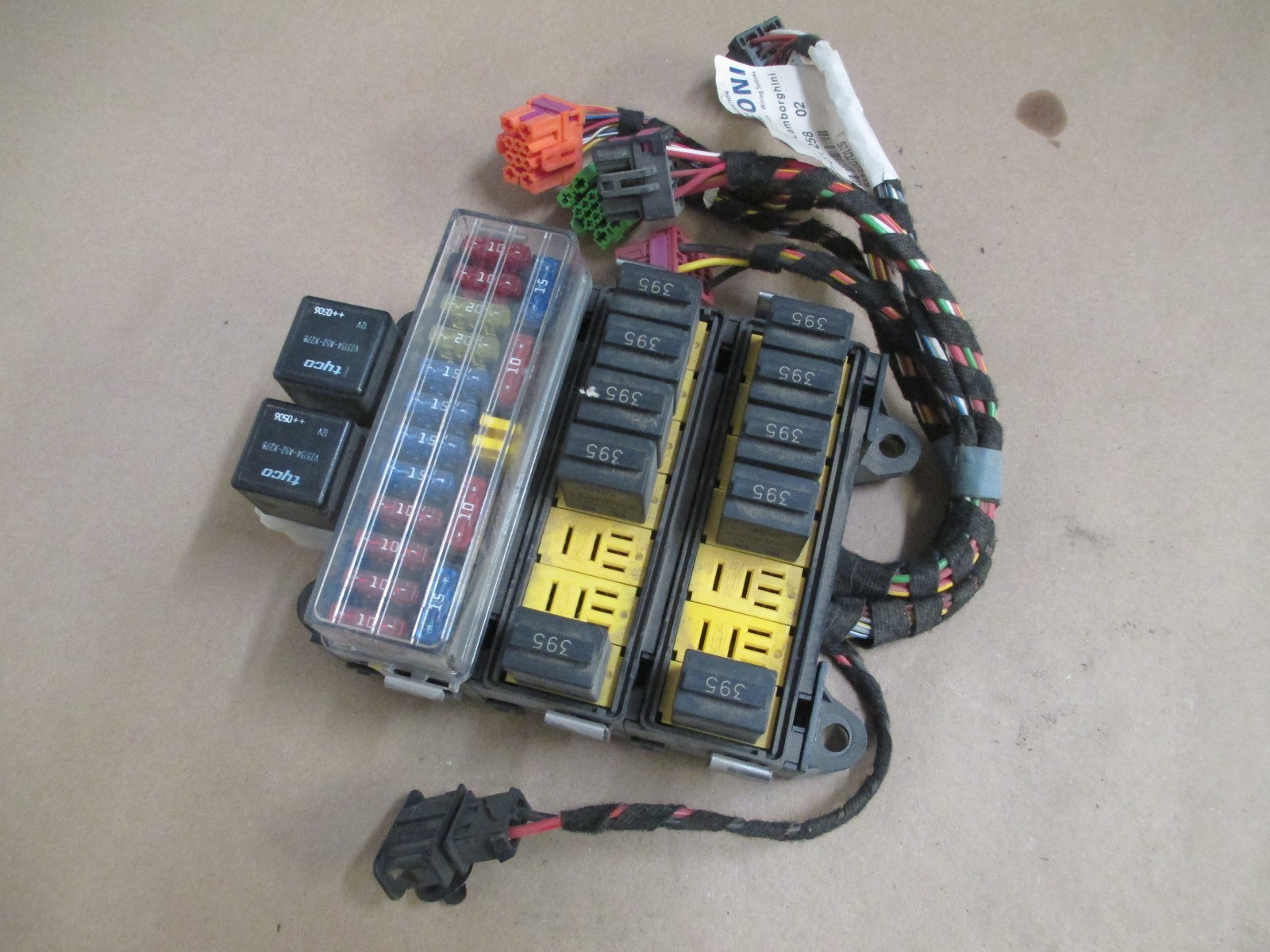 Lamborghini Gallardo Spider Engine Fuse Box / Relay Board # 407971258