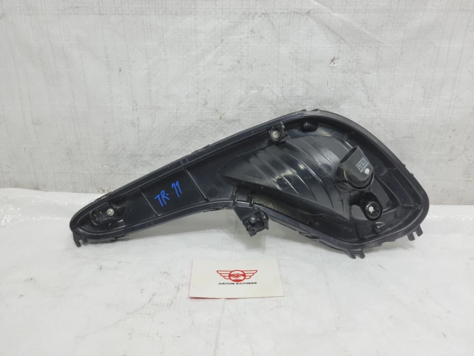 Conjunto de luces antiniebla del lado izquierdo del conductor para parachoques delantero Hyundai Accent 2012-2016 OEM Foto 3 de 3