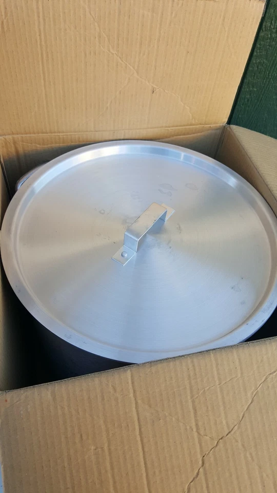 Olla y cesta de hervir de aluminio de alta resistencia King Kooker KK32, 32 cuartos con caja Foto 2 de 4