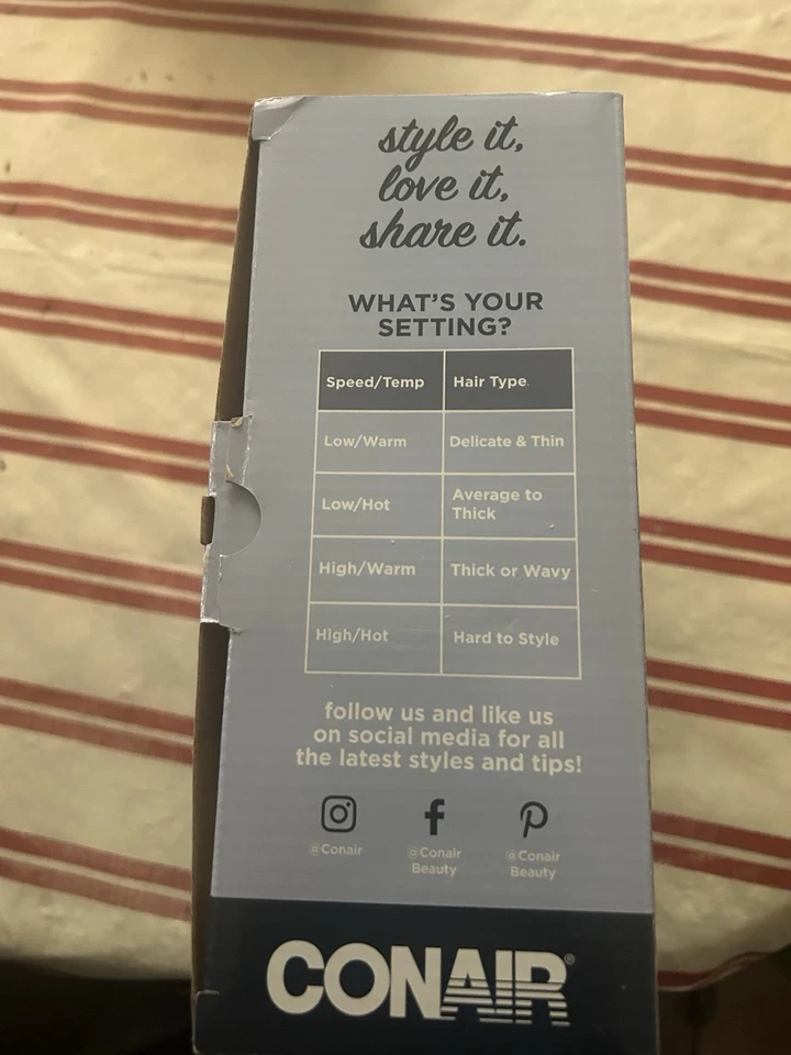 Secador de pelo con aire acondicionado Foto 3 de 4