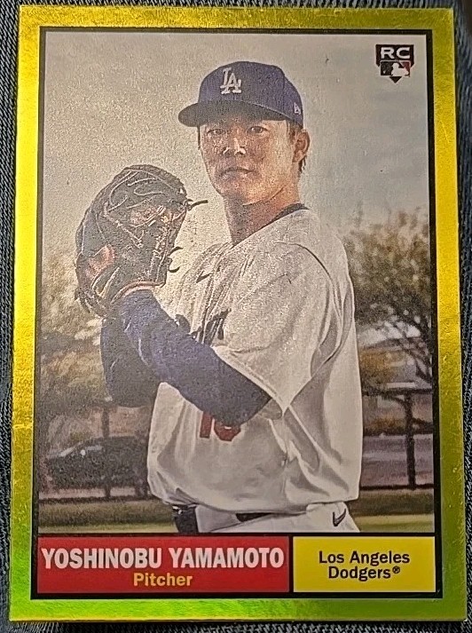 2024 Topps Archives Yoshinobu Yamamoto 1961 Topps Yellow Foil RC #61 Los Angeles