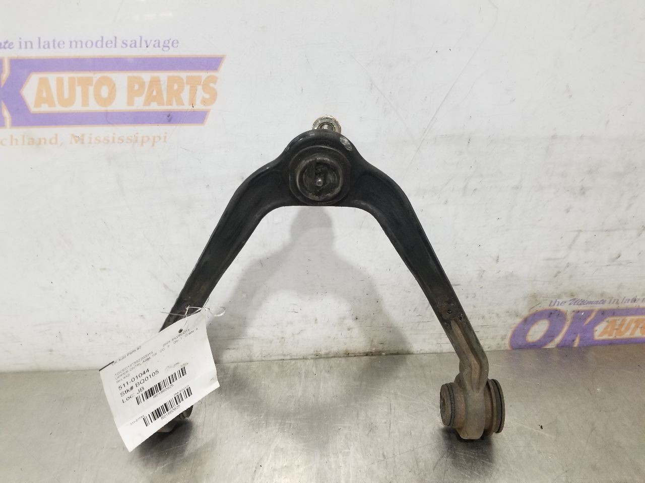 05 CHEVY SILVERADO 1500 LT UPPER CONTROL ARM 5.3L 4X2 FRONT RIGHT PASSENGER