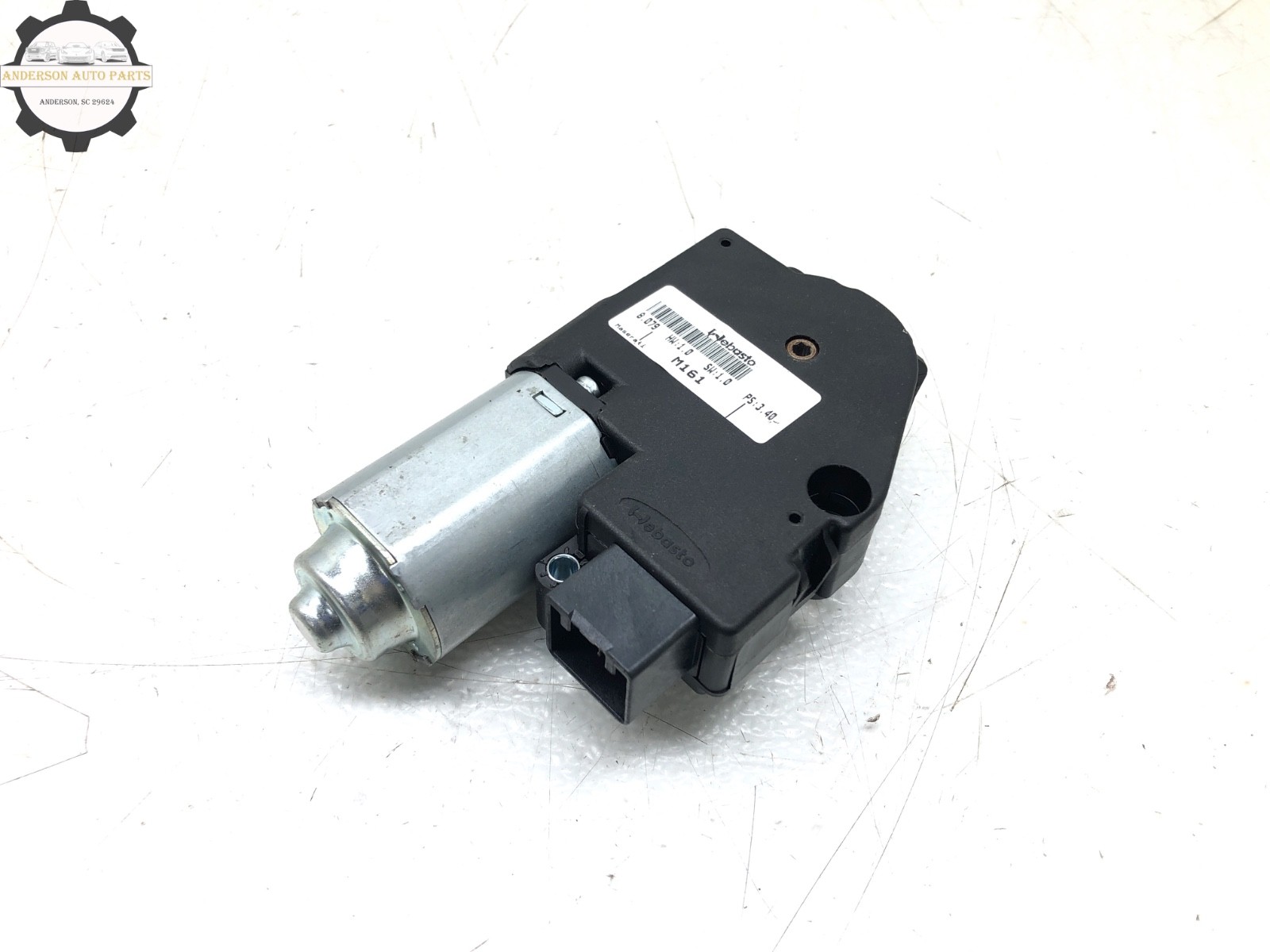 2017-2020 MASERATI LEVANTE SUNROOF MOONROOF WINDOW GLASS MOTOR OEM