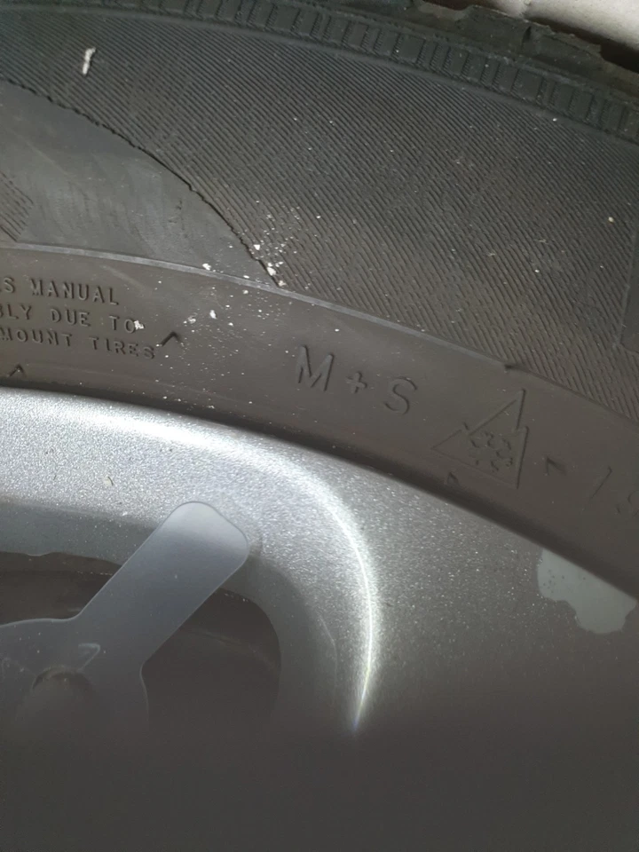 Winterkomplett Räder /  PEUGEOT 206 BJ 2003 - Bild 4 von 4