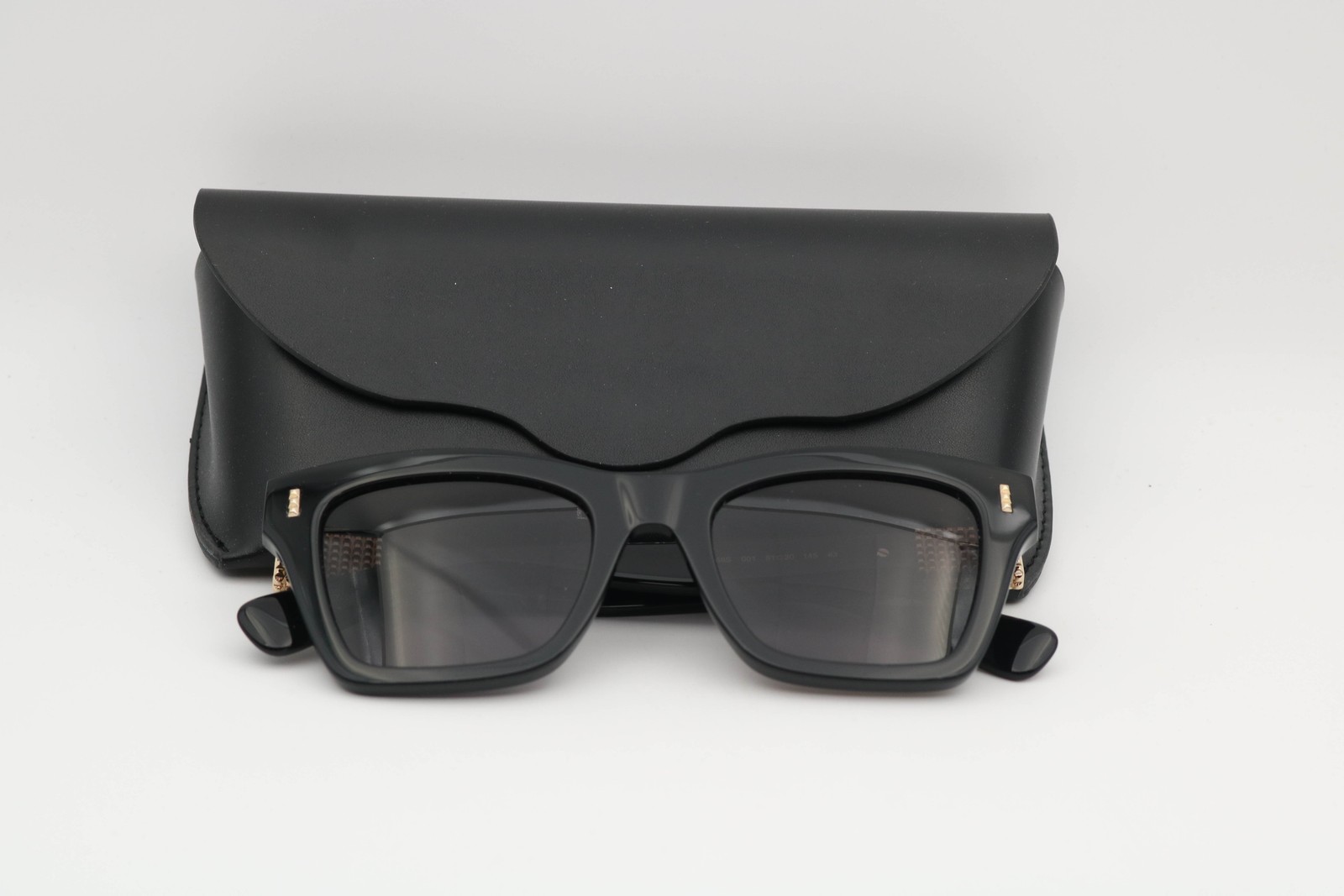 Lanvin Lnv668S 001 Black/Black Square Sunglasses 51-20-145