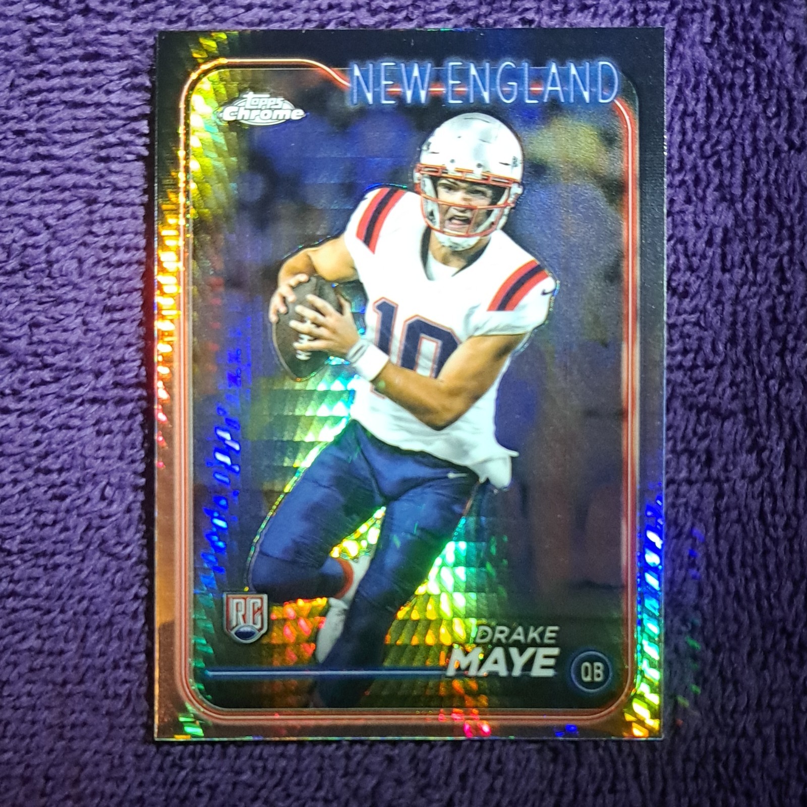2024 Topps Chrome Drake Maye #203 Prism Refractor Rookie New England Patriots
