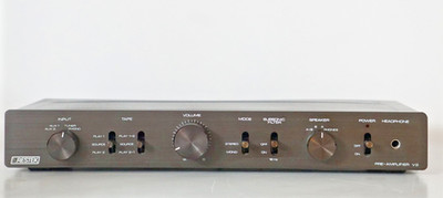 RESTEK V2 Vorverstärker Pre Amplifier 2x schaltbare Ausgänge - revidiert