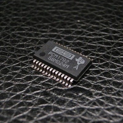 5PCS PCM1792ADBR Audio Digital/Analog Converter IC SMD SSOP-28