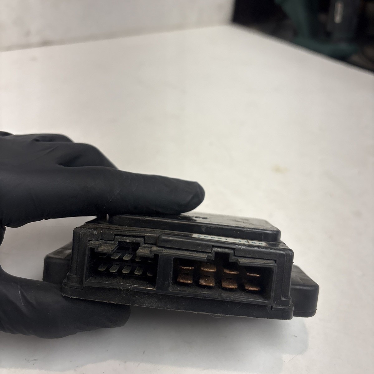 93-06 Kawasaki Ninja 250 500 ZX600 ZX11 Vulcan 800 1500 Fuse Box