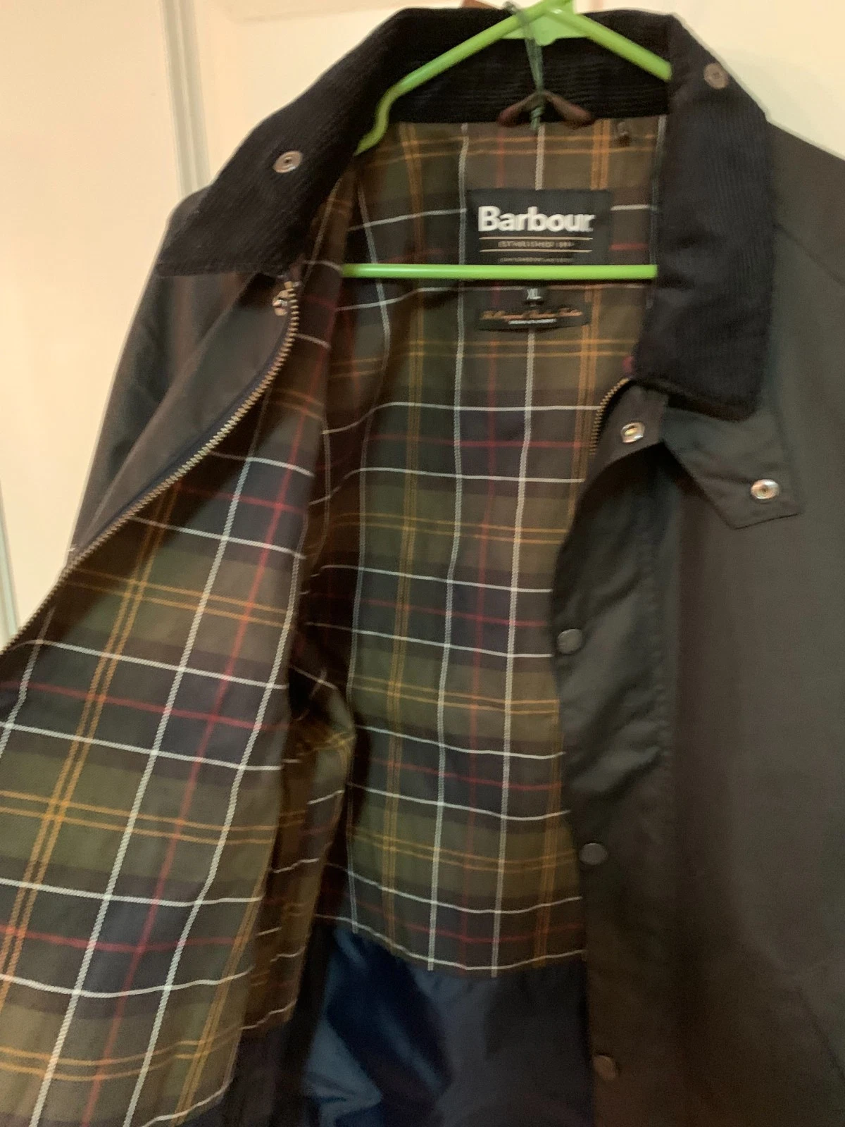 Barbour Wax Tracker Jacket Size XL New With Tags image 2