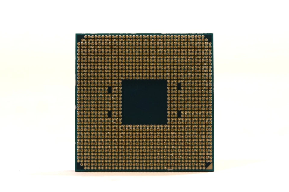 AMD Ryzen 5 2400G 3,60 GHz 4 núcleos 8 hilos 4 MB Socket AM4 CPU P/N: YD2400C5M4MFB Foto 2 de 2