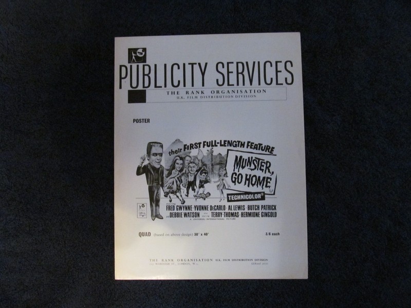 MUNSTER, GO HOME! ORIGINAL BRITISH PRESS Book 1966 (PRESSBOOK)