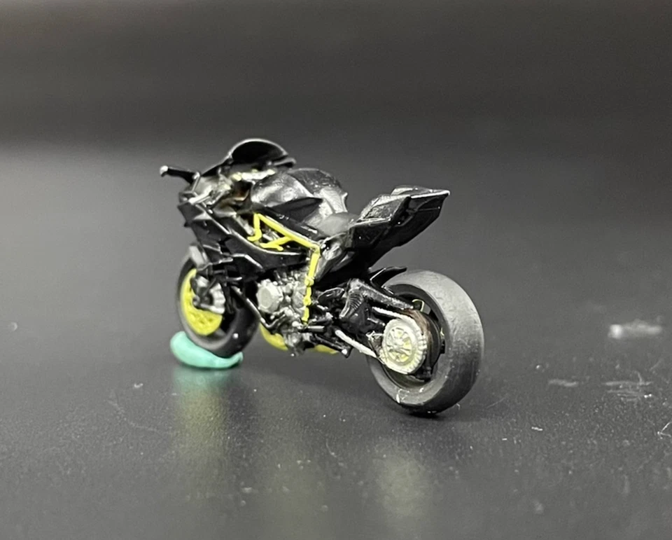 1:64 H2R Motorcycle Motor Bike Model Resin - Image 4 of 4