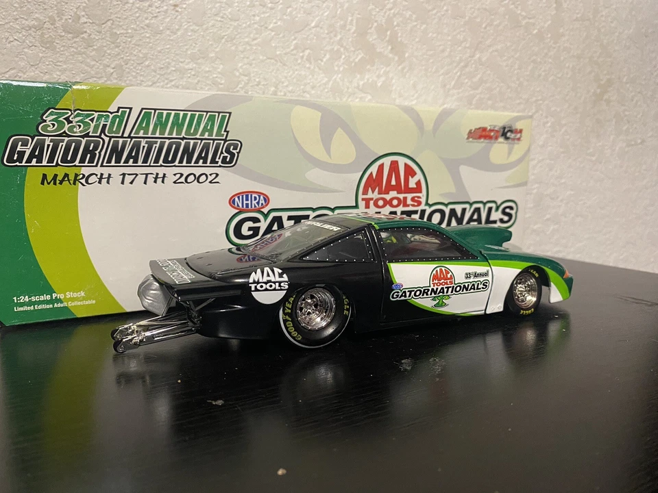 MAC Tools Gatornationals 2002 Cavalier PRO Stock 1 OF 3504 Scale 1/24 - Imagem 2 de 4