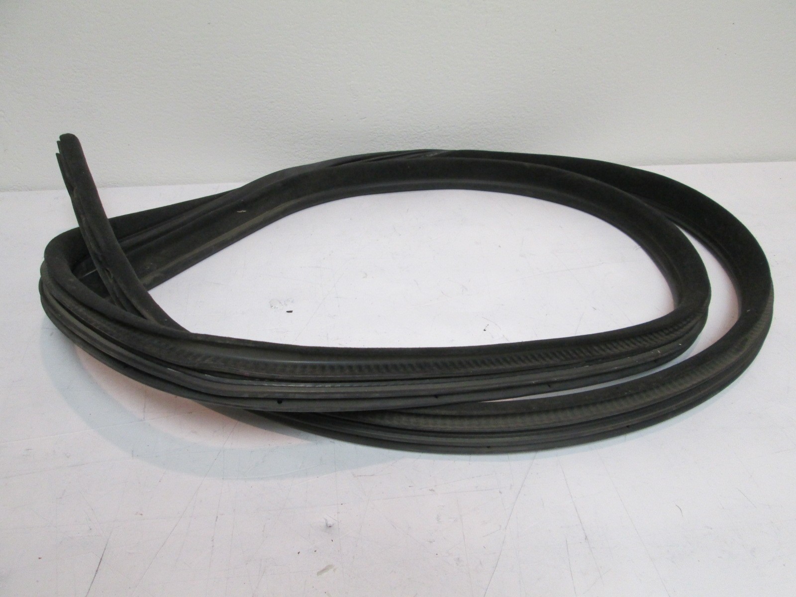 Maserati Quattroporte - LH Rear Door Gasket - Seal # 67485200