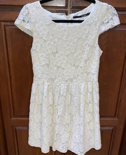 KENSIE Off White/ Cream Lace Cap Sleeve Fit  Flare Dress Size S