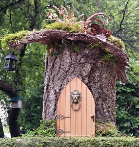 Puerta De Jardin De Hadas Con Medieval Leon Aldaba Jardin Hadas Miniatura Puerta Ebay