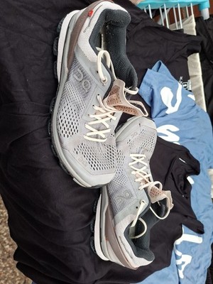 On Swiss Engineering Damen Schuhe Sport, Wasserabweisend, Gr. 40