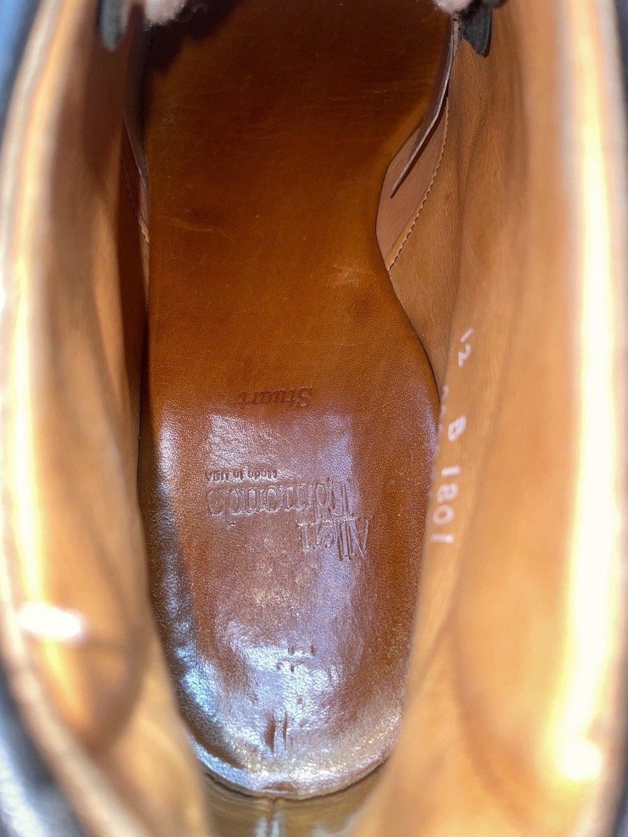Allen Edmonds Men display picture 1