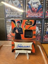 2025 Panini Select - Autographed Memorabilia Josuar Gonzalez Red Prizm /49 RPA