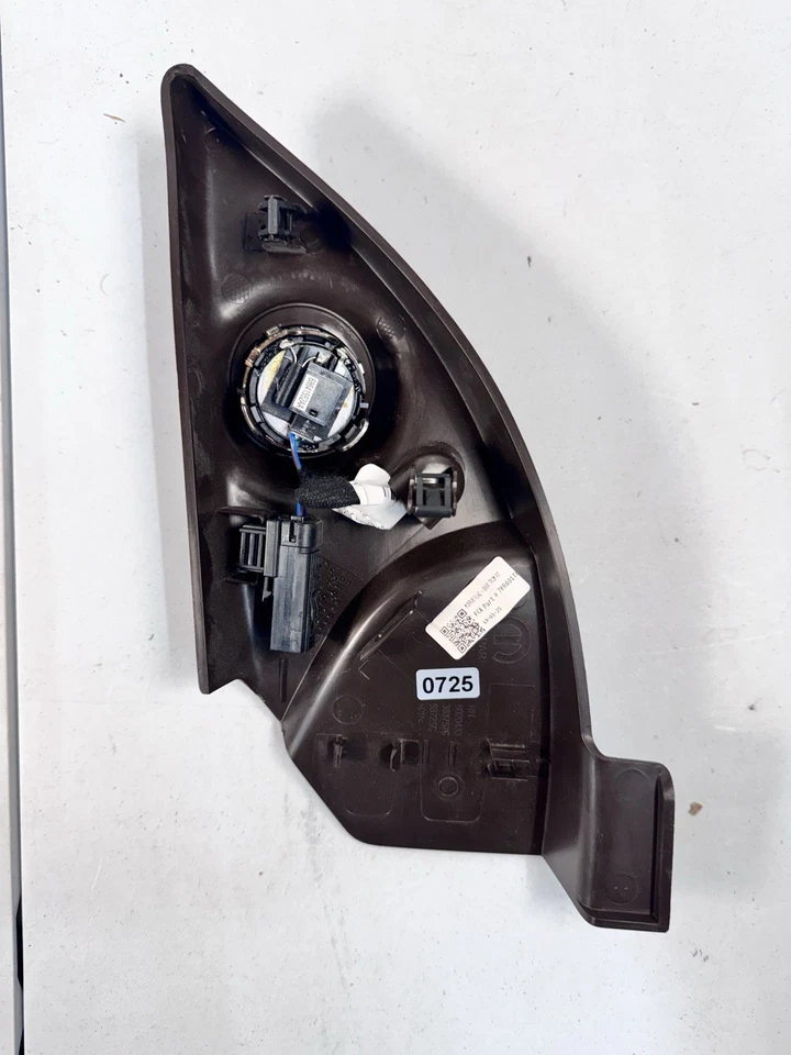 Cubierta del espejo retrovisor del panel de la puerta, Dodge Ram 2500 3500 2019-2025, derecha, lado del pasajero marrón Foto 2 de 3