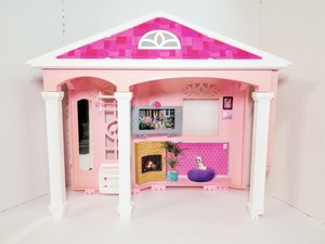 barbie dream house closet