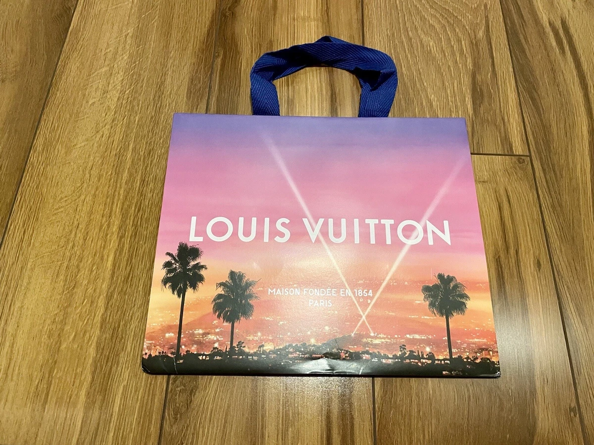 vuitton holiday shopping