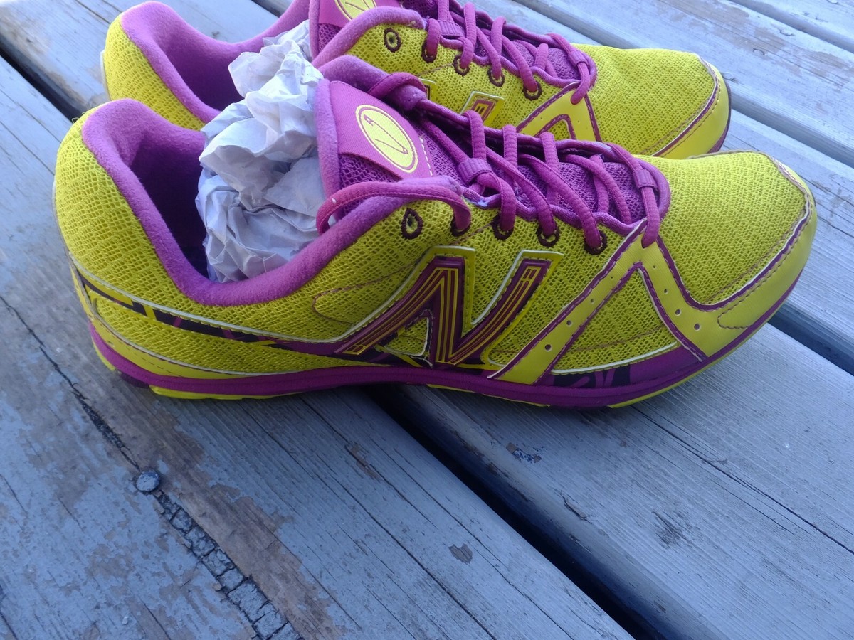 New Balance Women's W700XGR Competition cross country Distance
