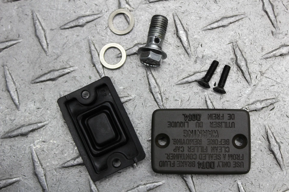 2009 SUZUKI BANDIT 1250S GSF1250SA ABS ЗАДНИЙ ТОРМОЗ МАСТЕР 69600-17C10 - Изображение 2 из 4