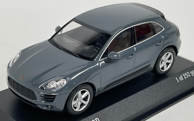 ポルシェ ミニチャンプス ポルシェ マカンS Macans 1/43 1/43 Minichamps Porsche Macan from 2013 in Grey Metallic 410