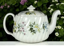 Minton 5" Teapot,English Bone China Spring Valley, pre-owned unused, lovely