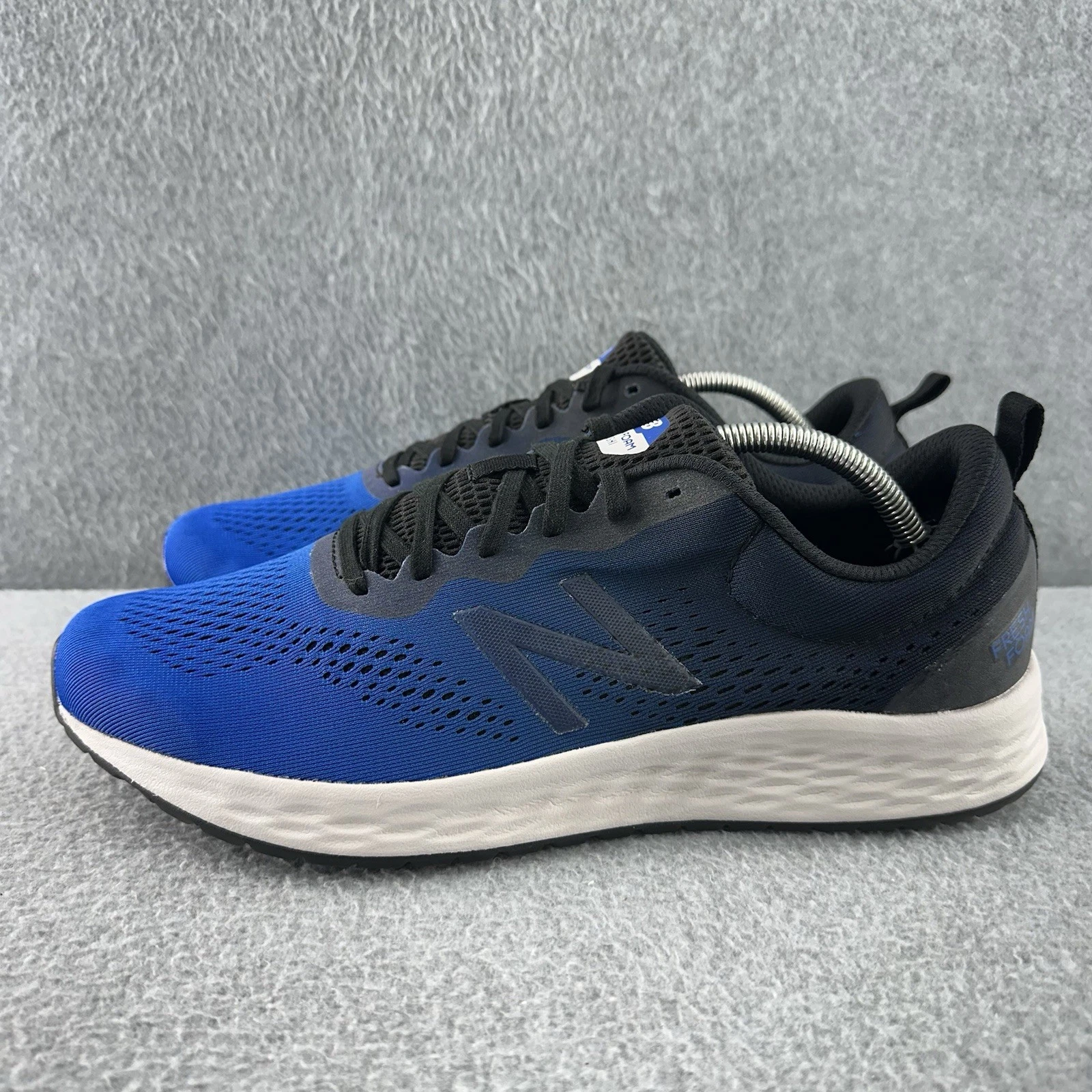 New Balance Fresh Foam Arishi v3 Mens Size 11 Blue Black Running Shoes Sneakers