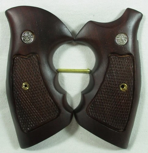 New, Wood checkered grips for S&W Revolvers, K, L Frame, Round butt, 686-64-65-6
