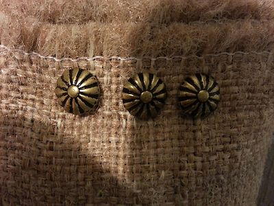 100 Daisy 7/16''x 1/2''L  Nails Upholstery Tacks Decorative