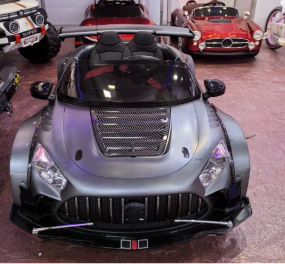 775*2 Motors 24V10 + Drifting MERCEDES AMG GTR KIDS ELECTRIC RIDE ON 2 SEATS Wow - Image 2 of 4