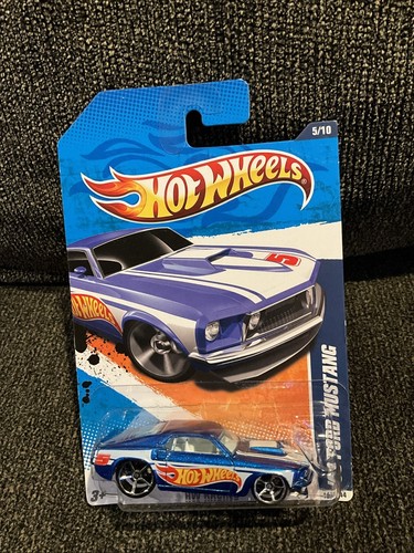 Hot Wheels HW Racing ’69 Ford Mustang