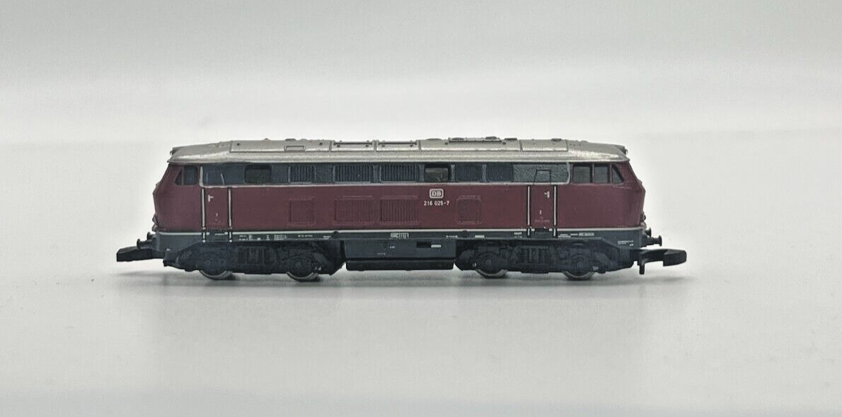 Z Scale Marklin Mini-Club 8875 BR216 LED Lit Locomotive Original