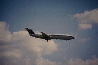Dia G-AWYS BAC 1-11 Series 501EX British Caledonian 35mm gerahmt OP-L10-36