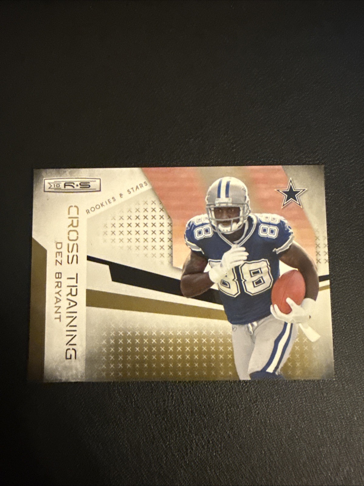 Dez Bryant Panini Rookies & Stars Cross Training #22 Gold