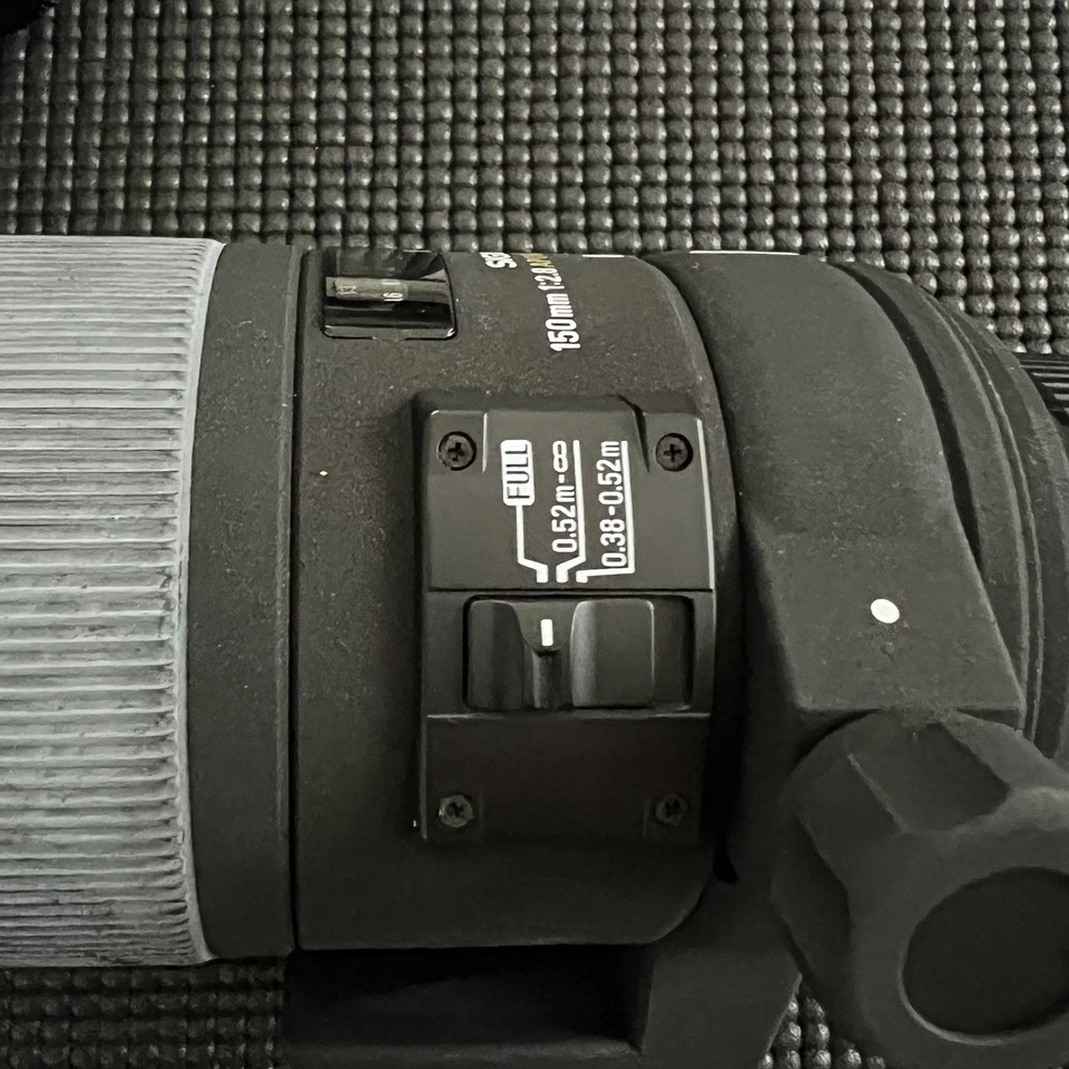 Sigma 150mm 1:2.8 APO MACRO DG Nikon Mount - Image 4 of 4